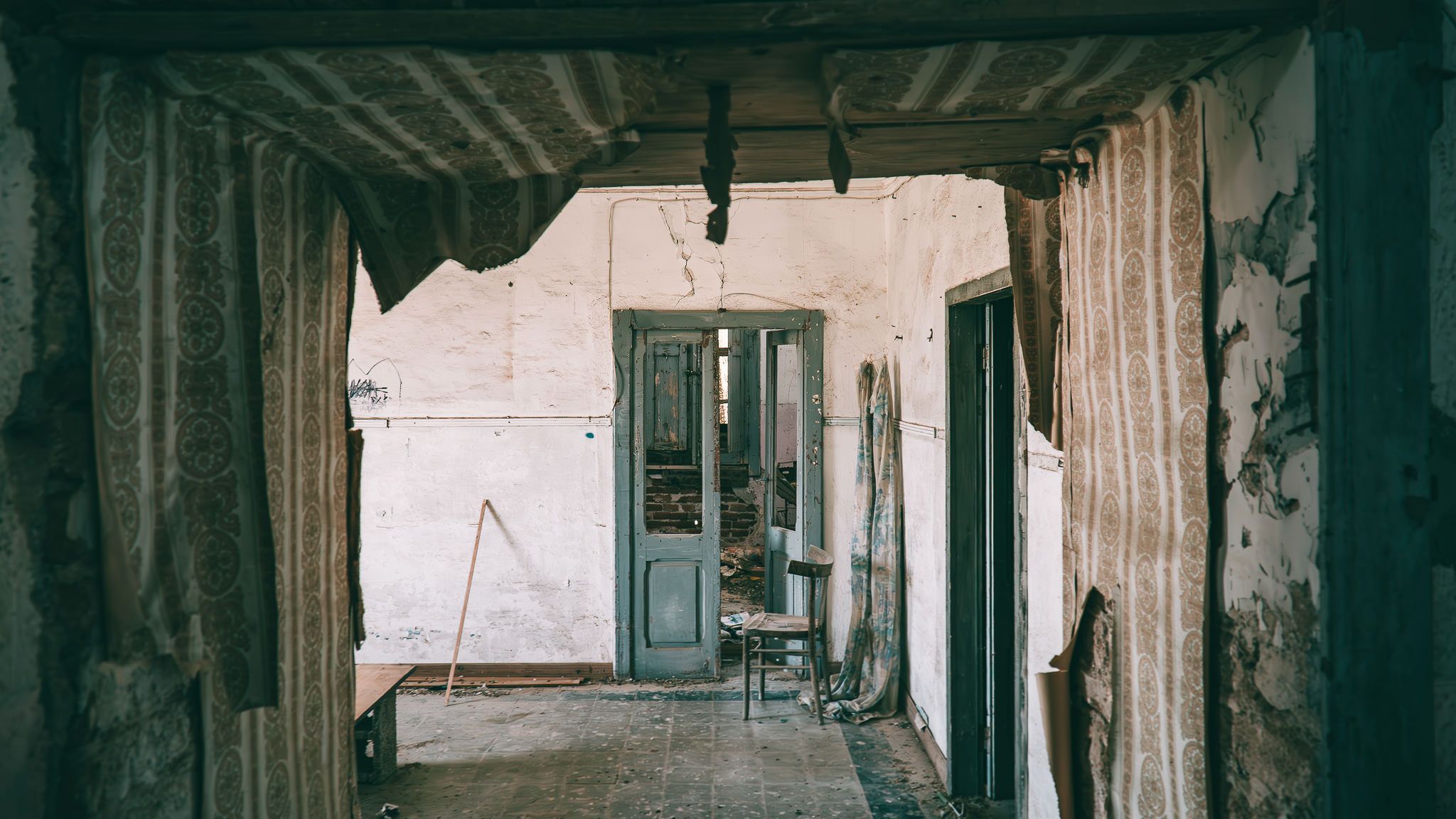 Abandoned Mansion 'Villa Eleonora', Italy