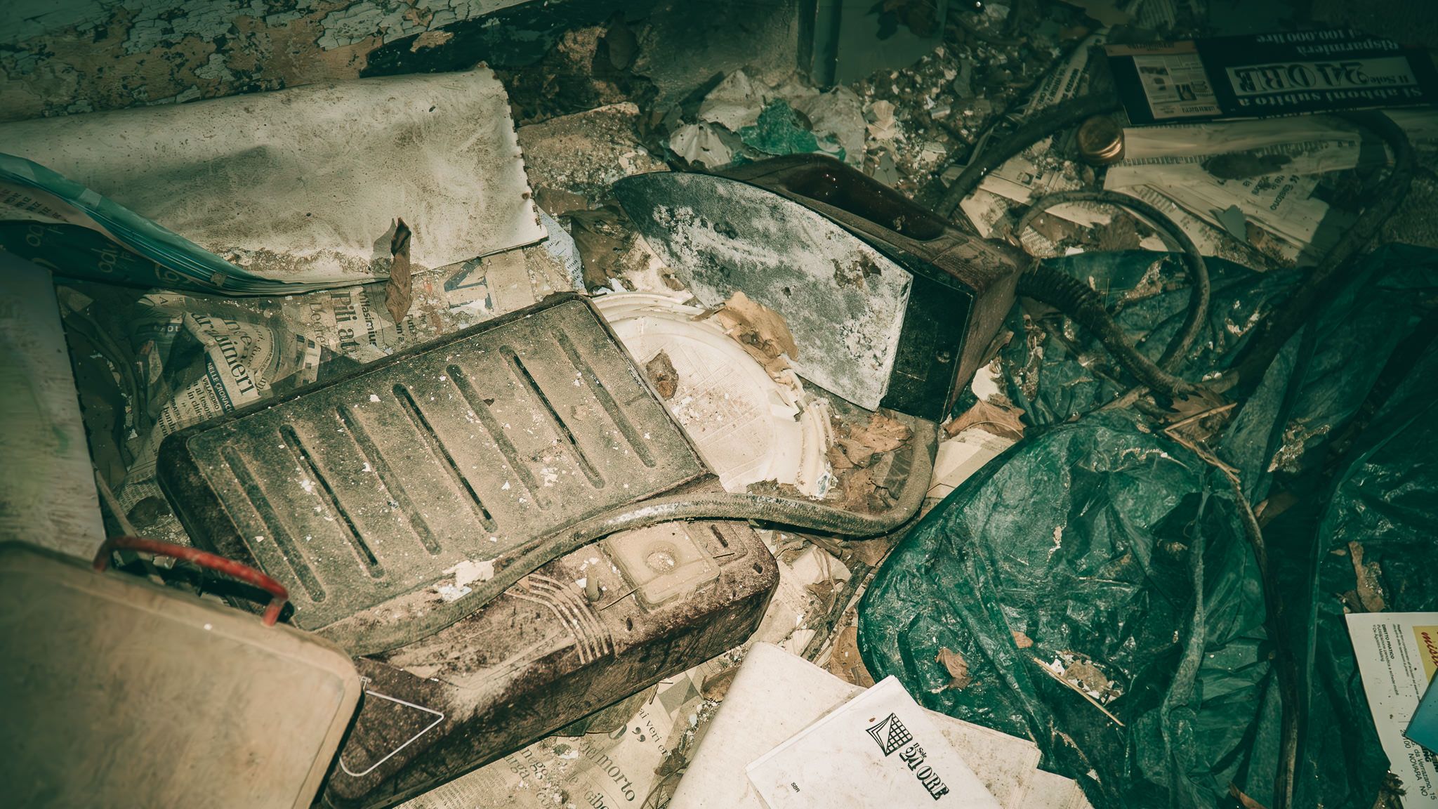 Abandoned Mansion 'Villa Eleonora', Italy