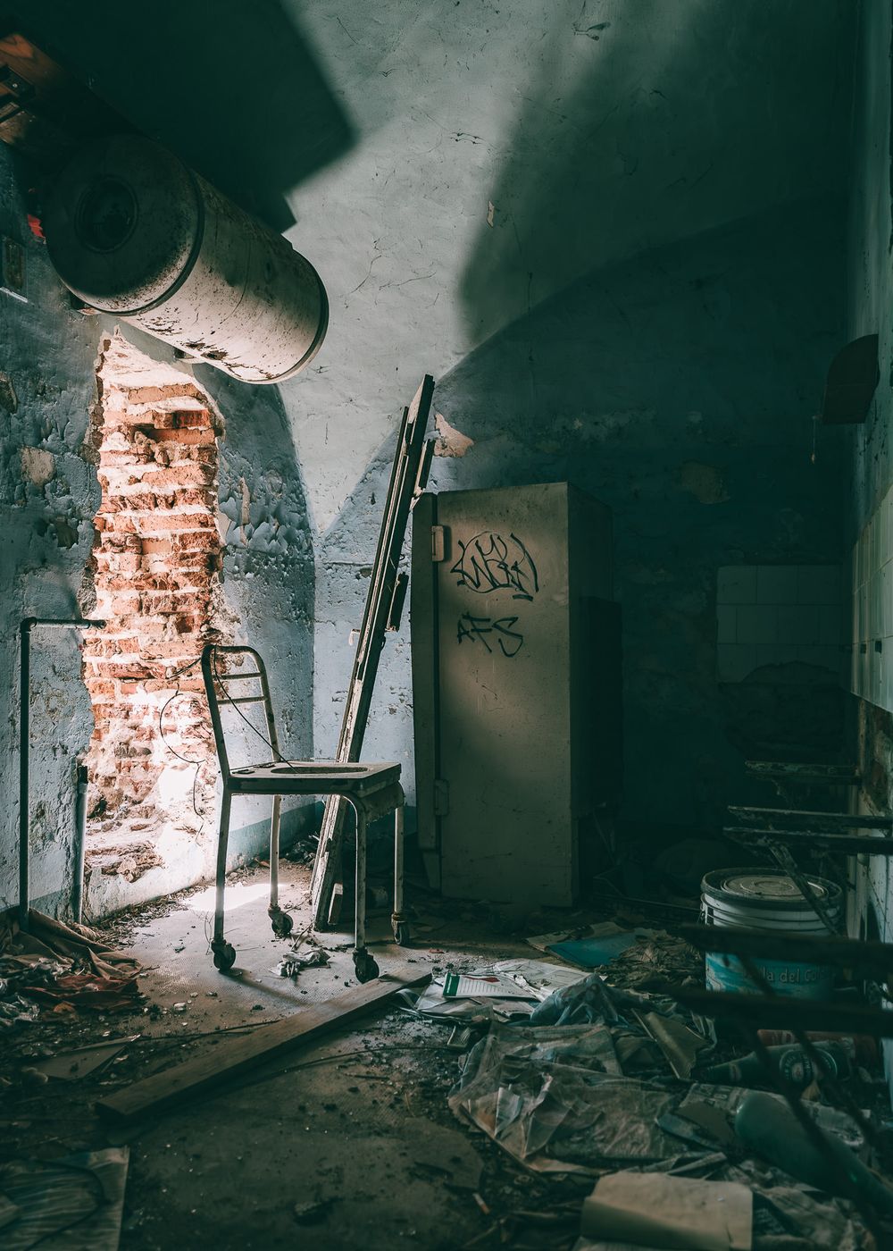 Abandoned Mansion 'Villa Eleonora', Italy