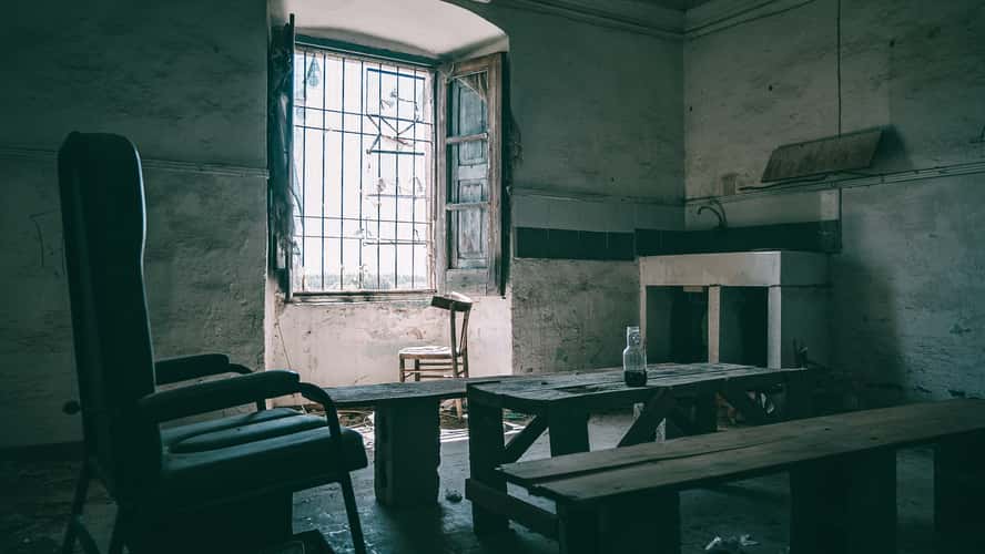 Abandoned Mansion 'Villa Eleonora'