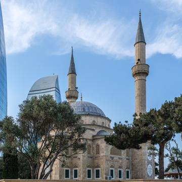 Alleyof Martyrs Mosque, Baku, Azerbaijan
