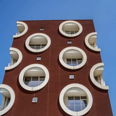 Dotted house in Korçë, Albania