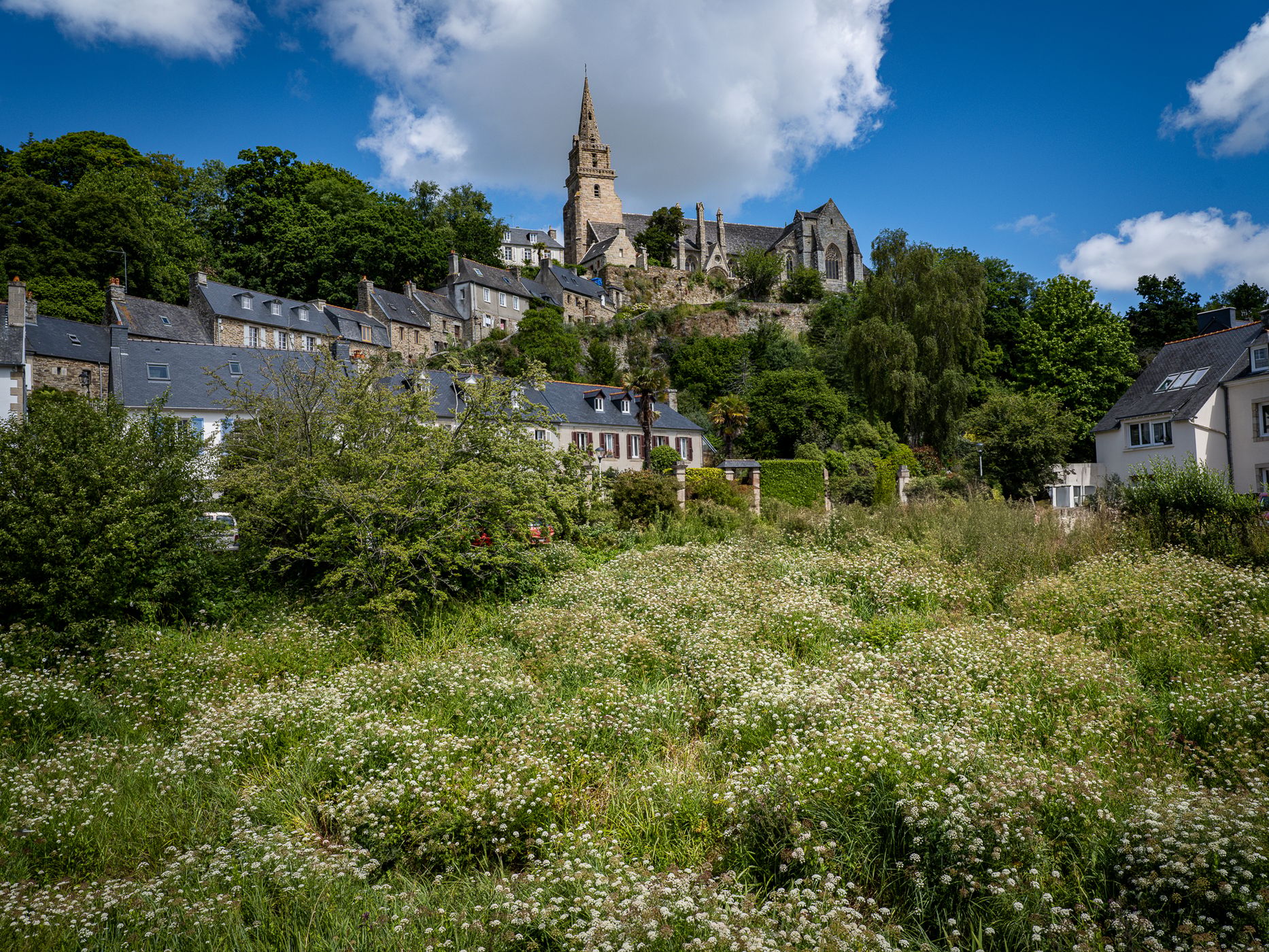 Eglise de la Sainte-Trinite de Brelevenez, France