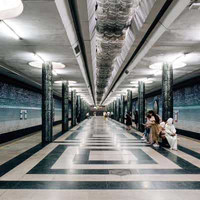 Kosmonavtlar Metro Station, Uzbekistan