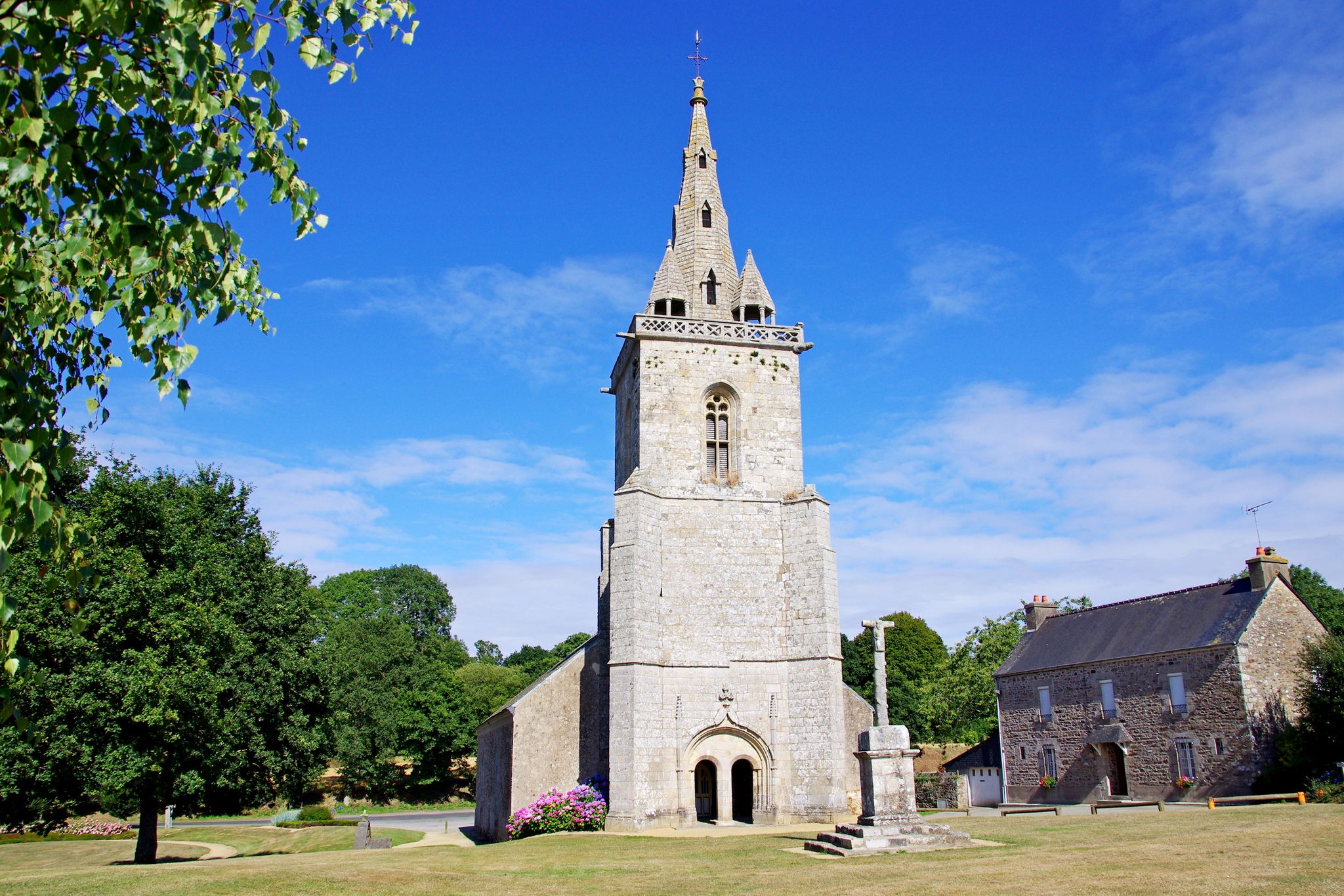 Notre Dame de l'Isle, France