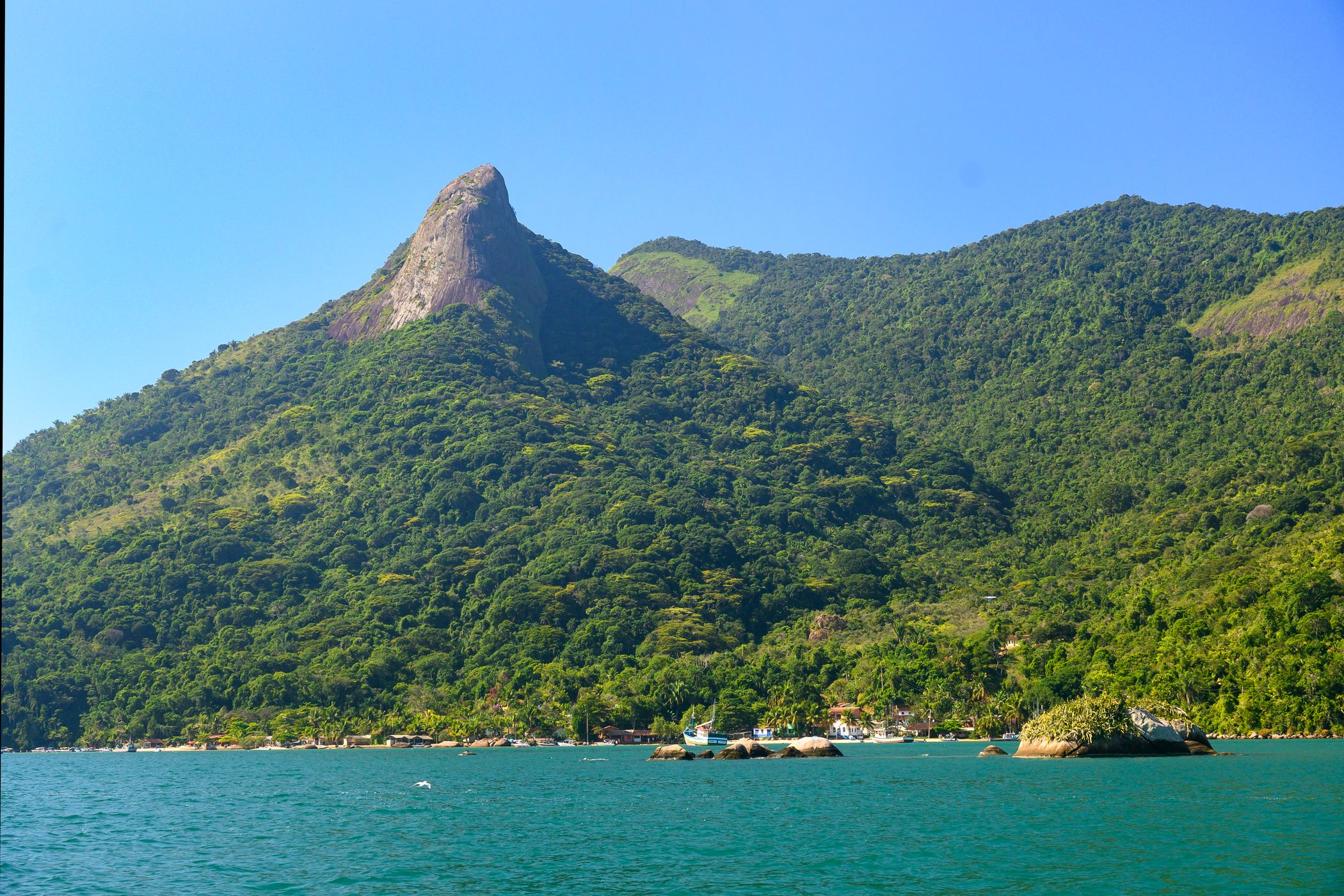 Pão de Açúcar de Mamanguá, Brazil