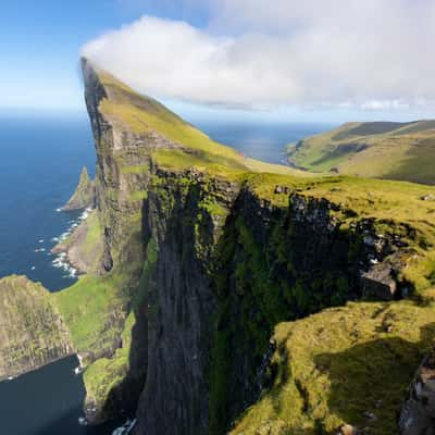 Snubbumar/Mylingur, Faroe Islands