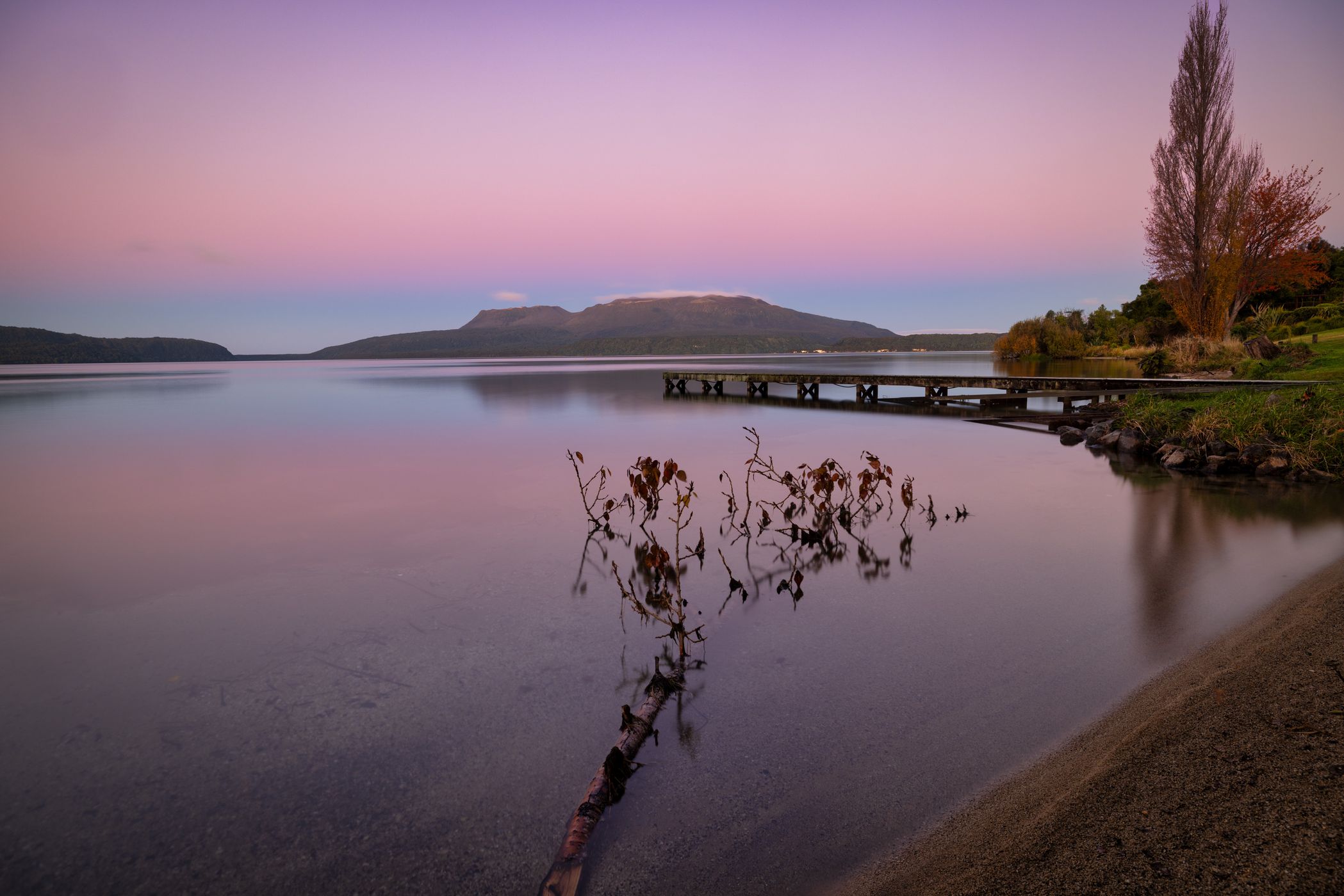 Sunrise, Lake Tarawera, Rotorua, North Island, New Zealand