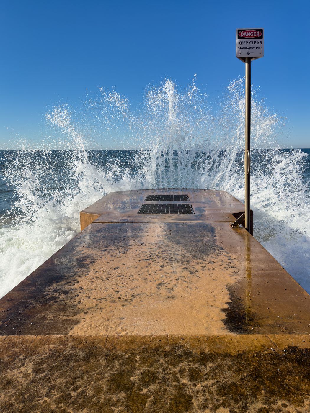 The wave, Collorory Beach, Northern Beaches, Sydney, Australia