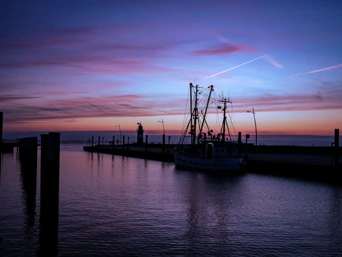 Wremen Sluice / Cutter Harbour