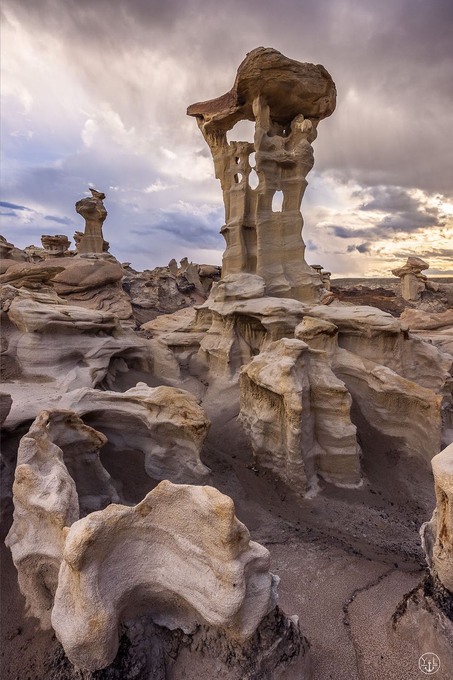 Alien Throne, USA