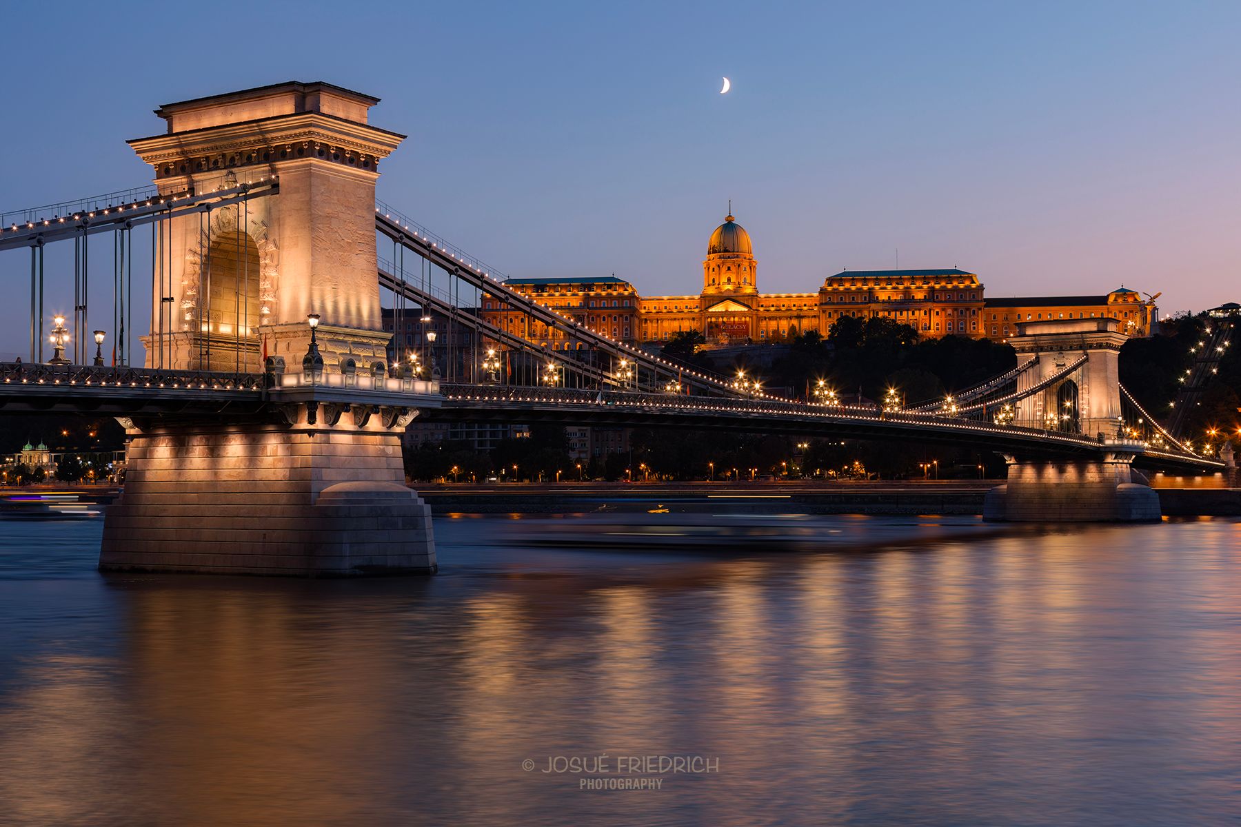 Buda Castle and Chain Bridge, Budapest, Hungary