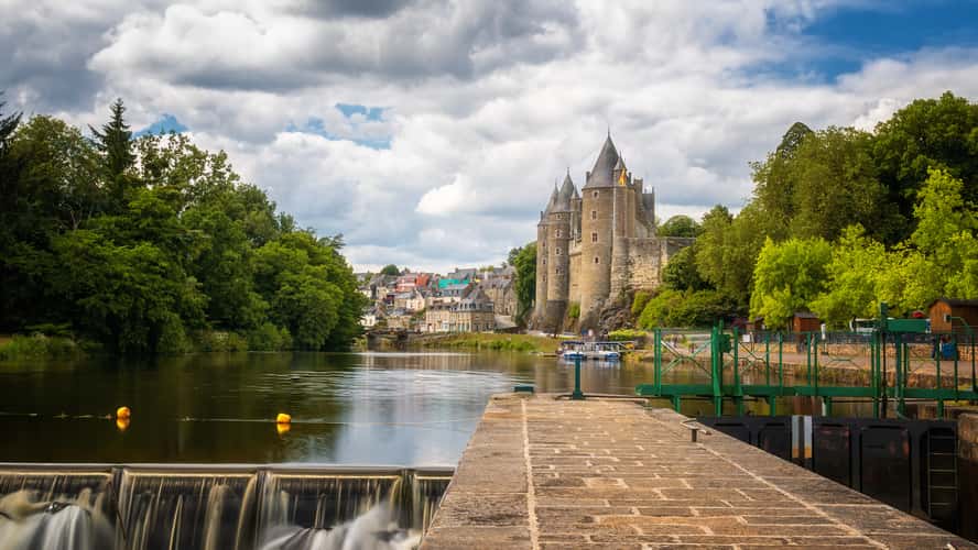 Castle of Josselin from l'Oust