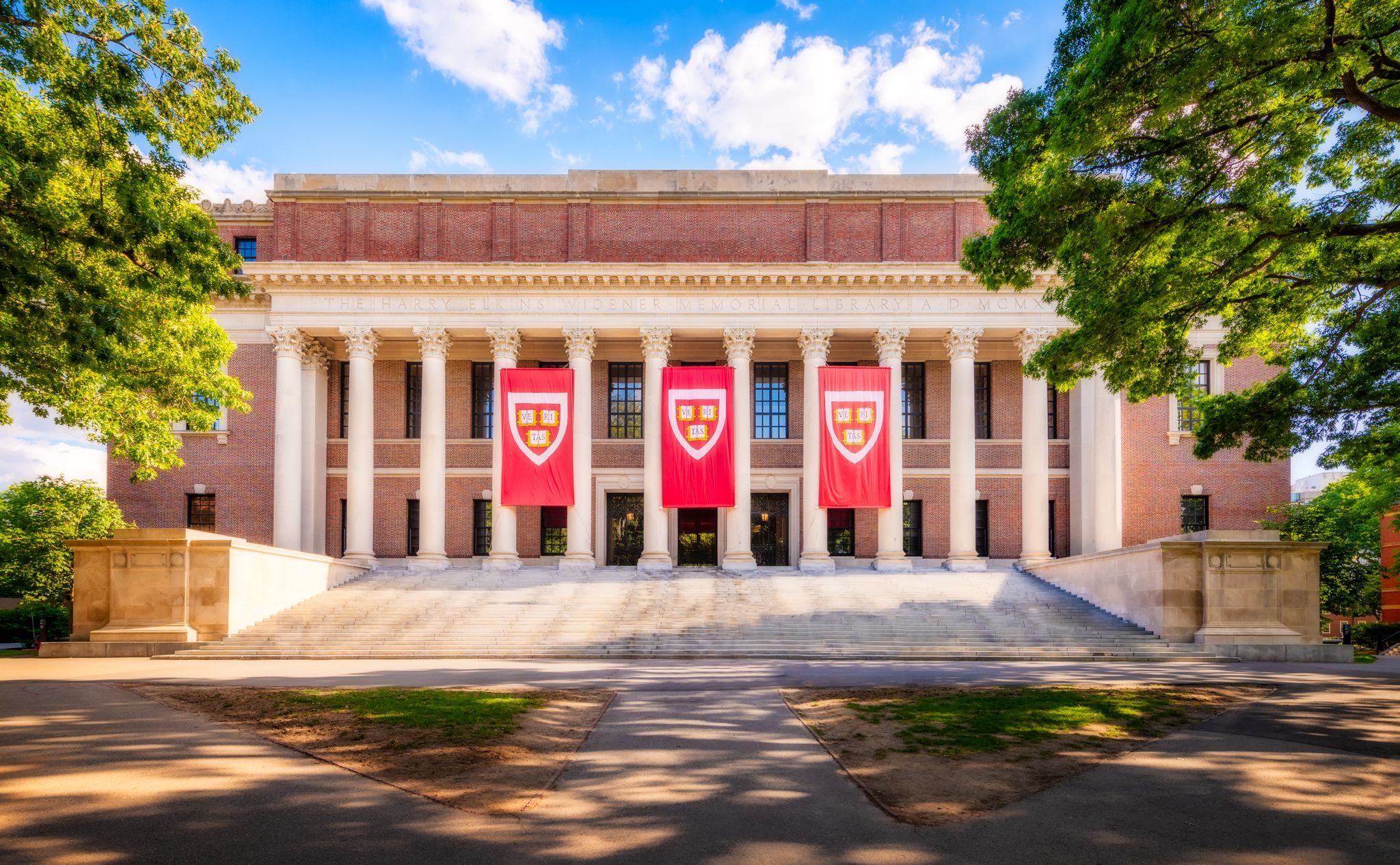 Harvard University Library, USA