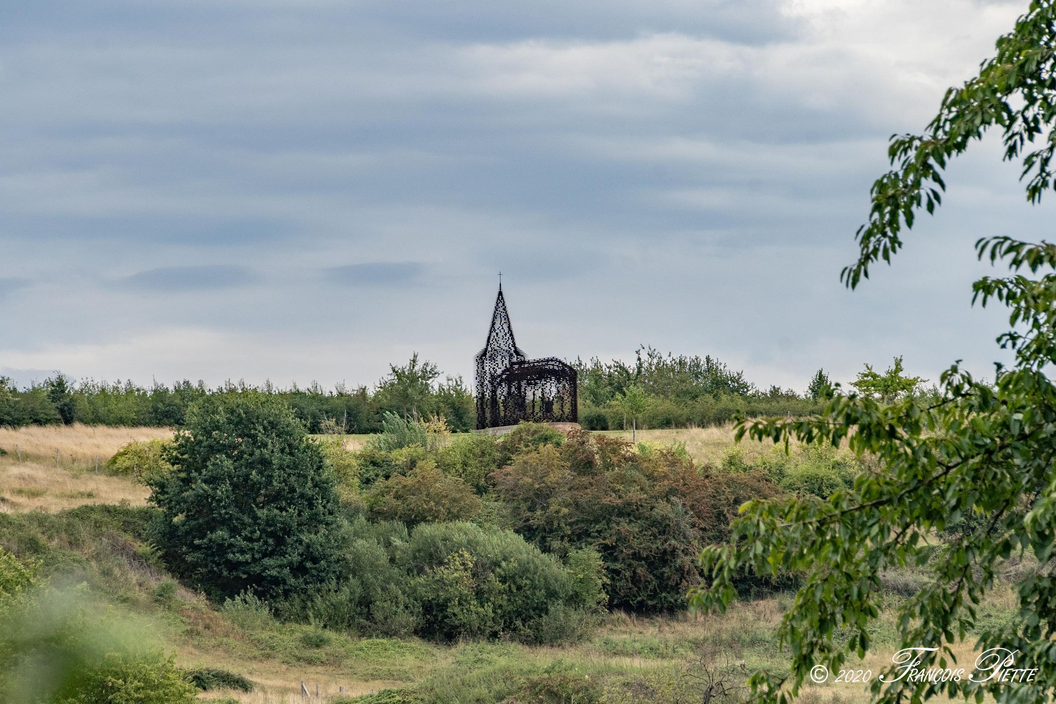 Reading Between The Lines - Église Transparente, Belgium