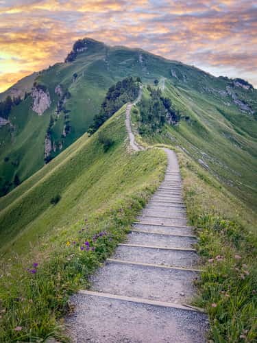 Stoos ridge walk