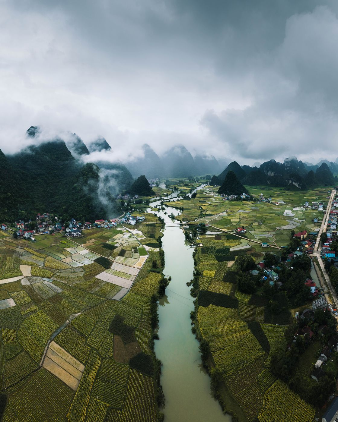 Tiem Toc Nam, Vietnam