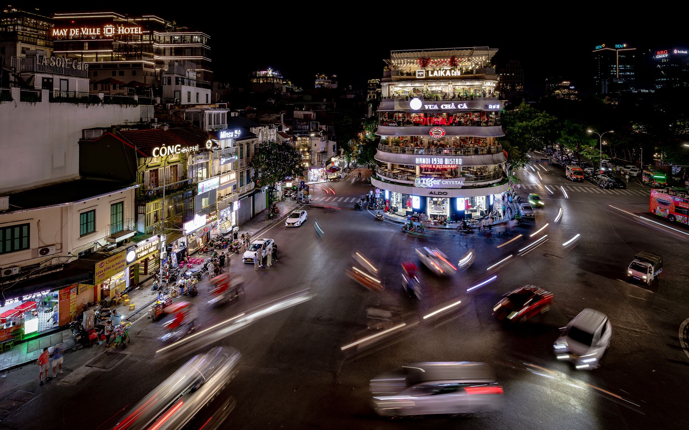 Dong Kinh Thuc Square, Vietnam
