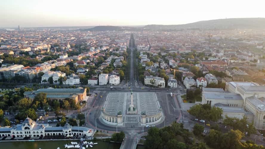 Heroes Square