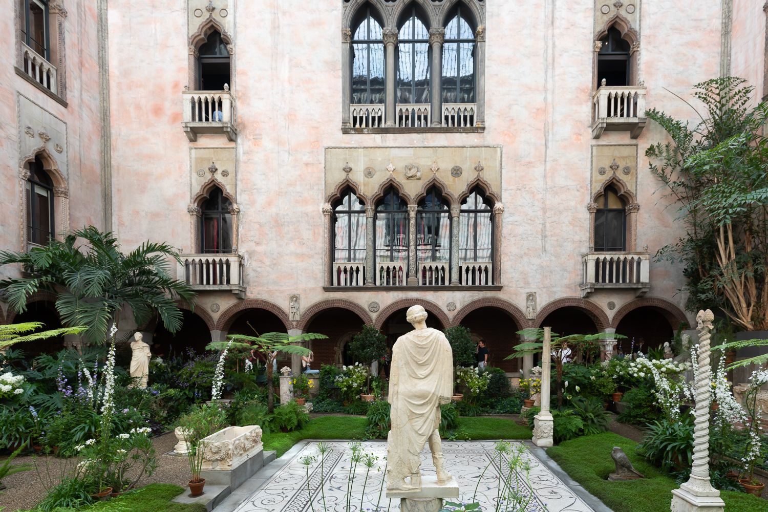 Isabella Stewart Gardner Museum, USA