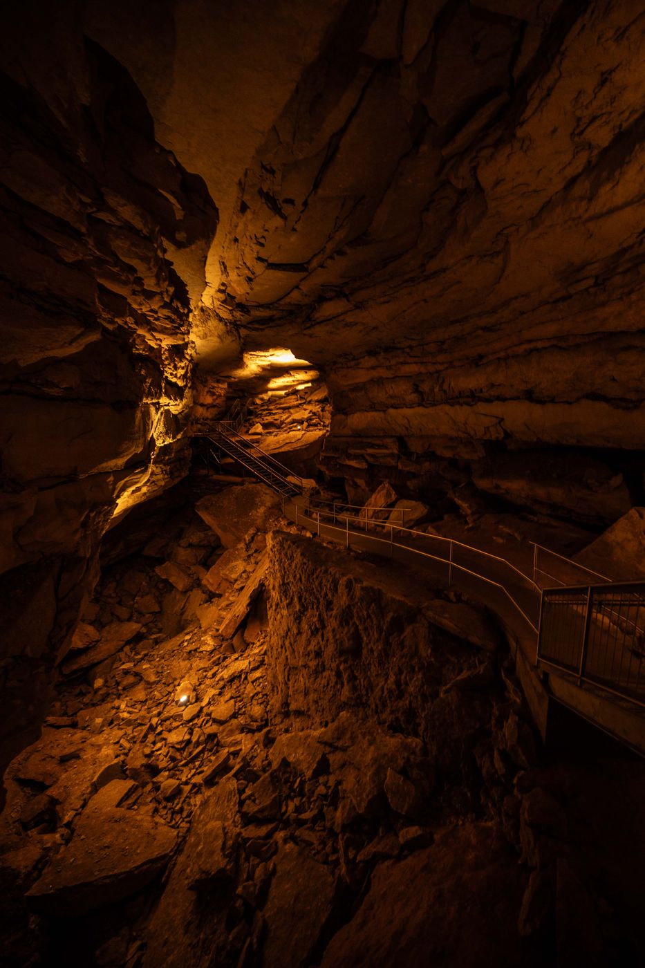 Mammoth Cave National Park Domes and Dripstones Tour, USA