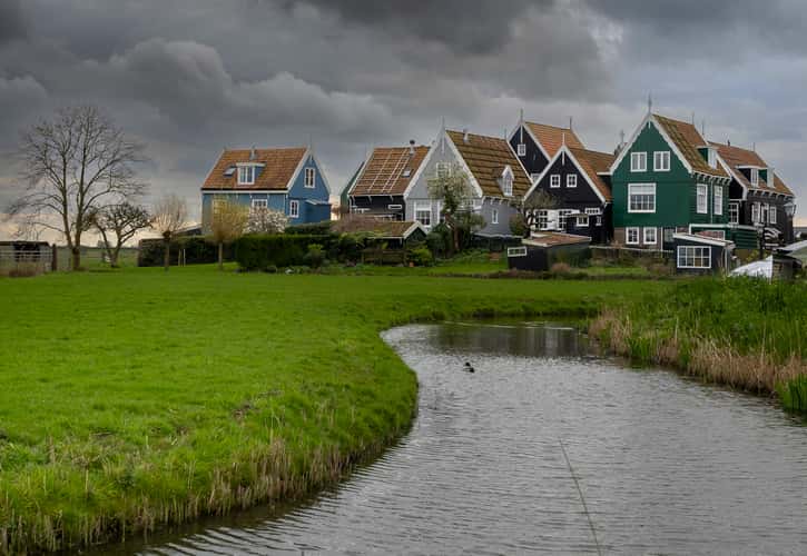 Marken