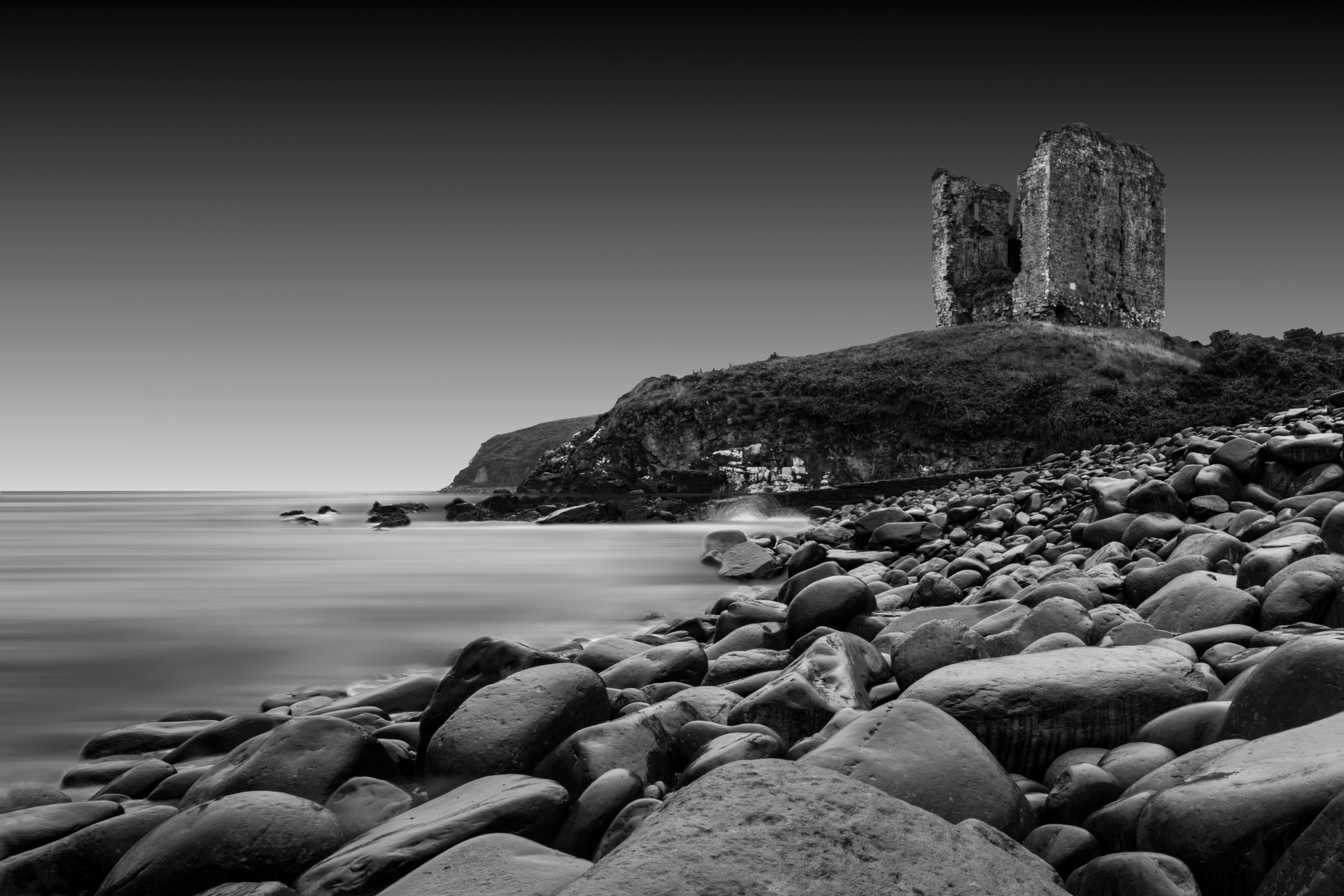 Minard Castle, Dingle Bay, Ireland