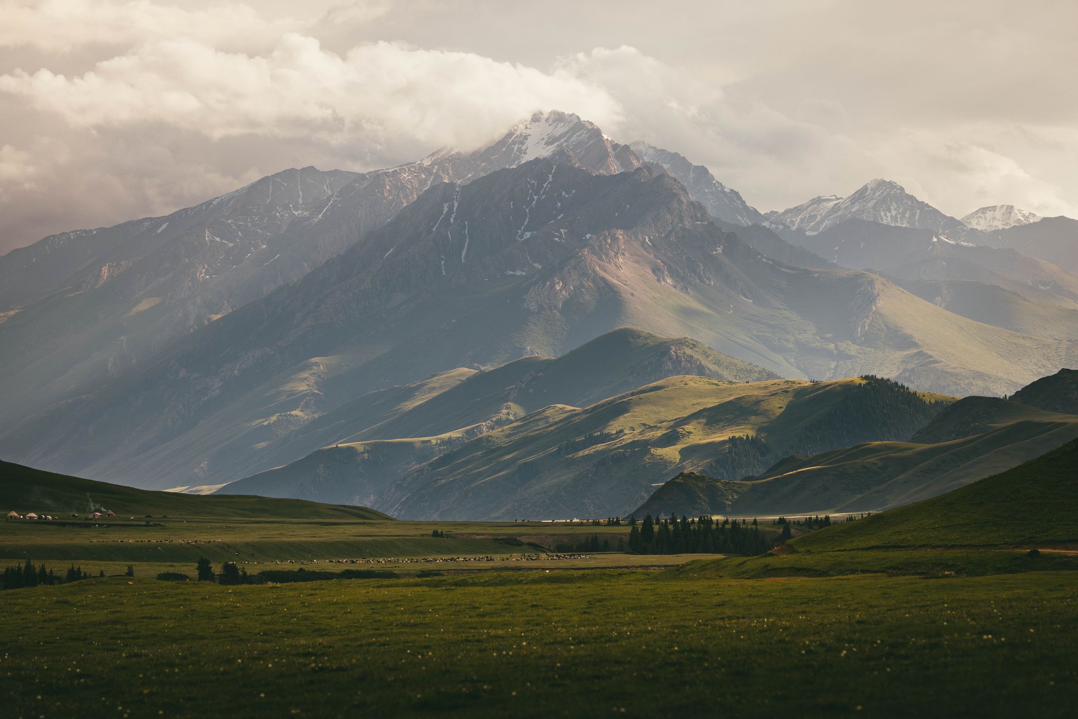 Mountain range, At Bashi Valley, Kyrgyz Republic