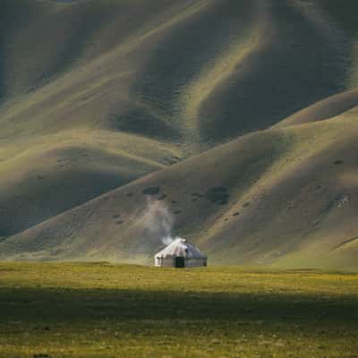 Nomad yurt, At Bashi Valley, Kyrgyz Republic