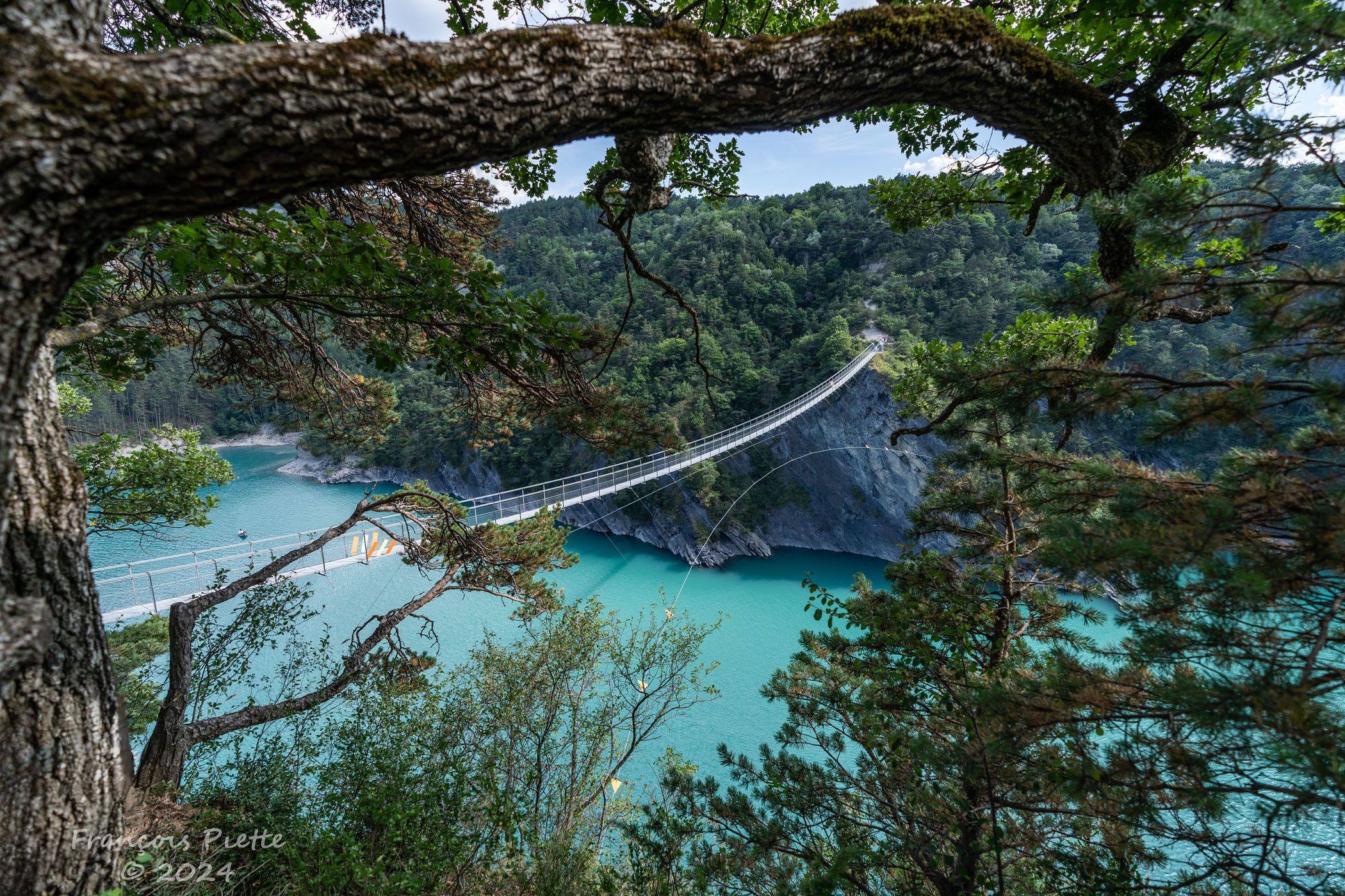 Passerelle himalayenne de l'Ébron, France