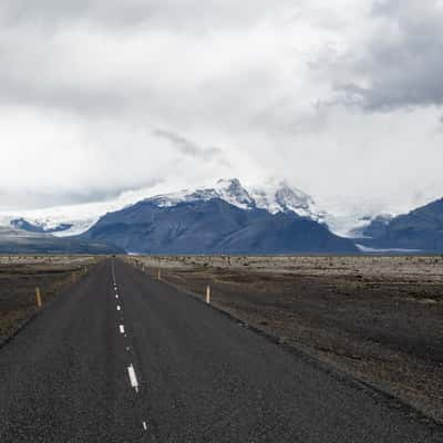 Road towards the Vatnajökull, Iceland