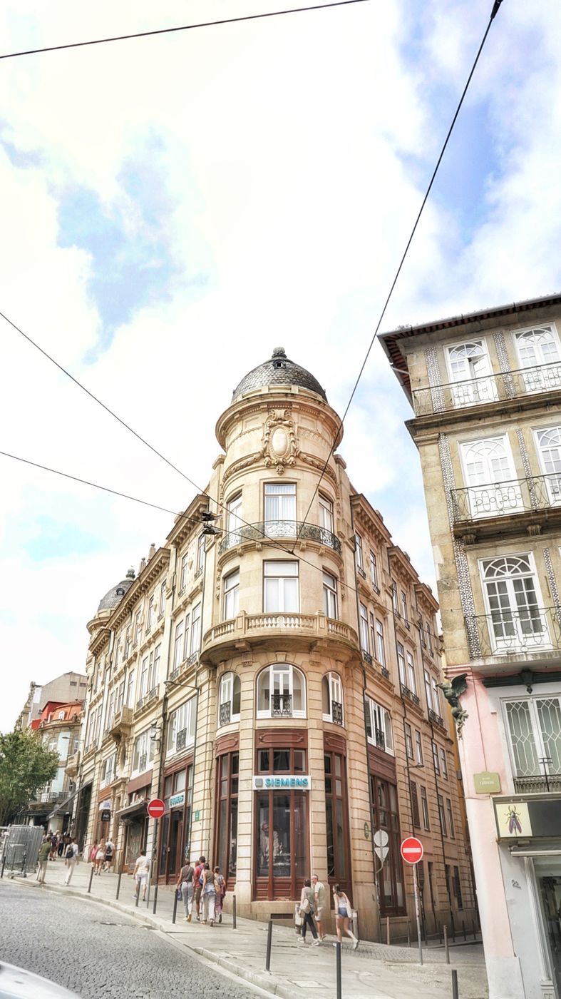Rua dos Clérigos (Siemens eletrodomésticos), Portugal