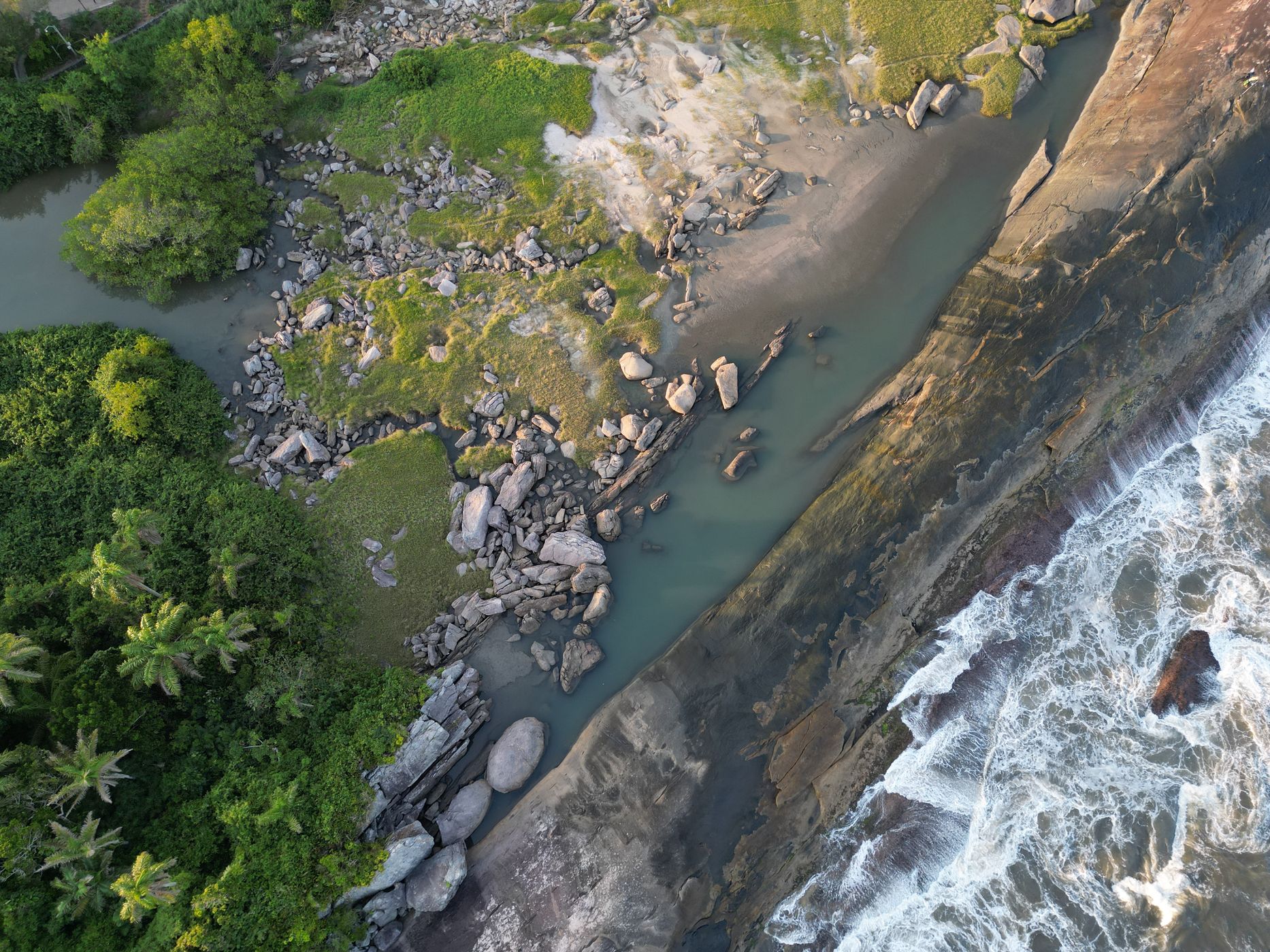 Sambaqui das Conchas, Brazil