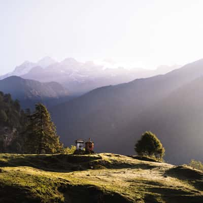 Tshoka Campsite, India