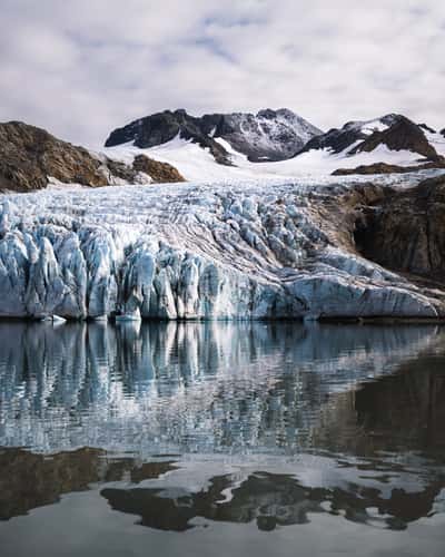Apusiaajik Glacier, Boat view