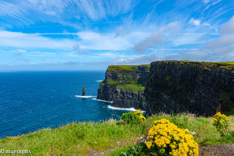 Cliffs of Moher, view to O'Briens Tower