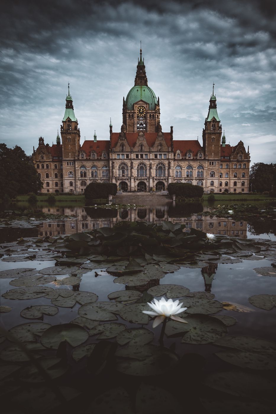 New Town Hall from Trammplatz, Hanover, Germany