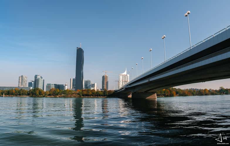 Reichsbrücke, Vienna