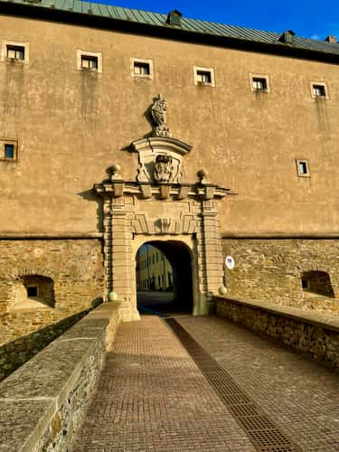 Small entrance bastion to the 'Red Stone' castle.