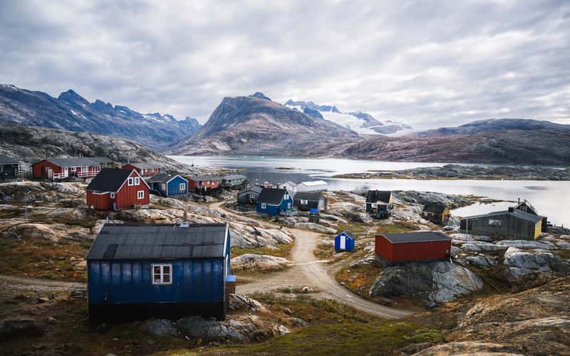 Tiilerilaaq, Main Street
