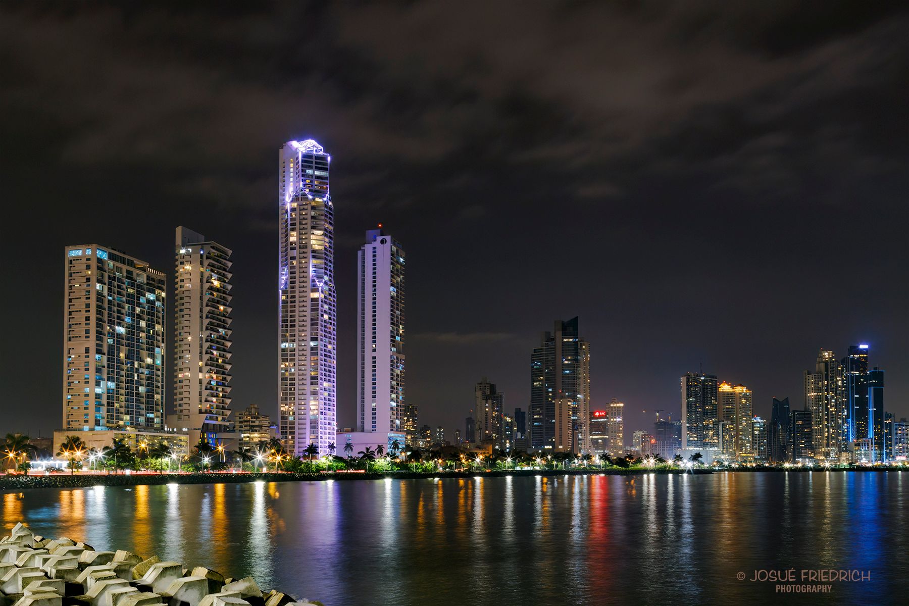 Avenida Balboa, Panama