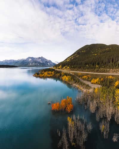 David Thompson Highway, Abraham Lake