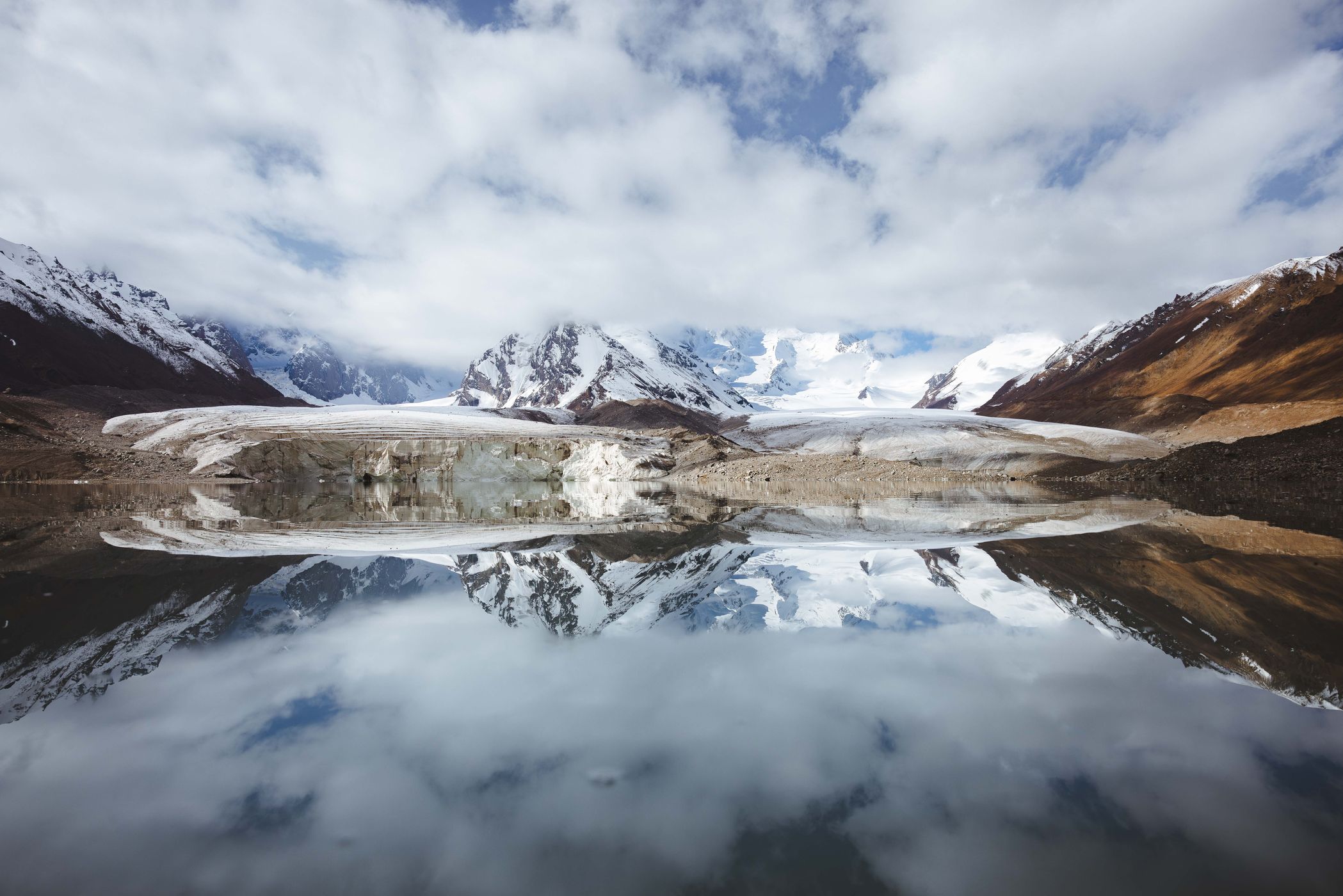 Kyzyl-Asker glaciers, Rajon At-Baschy, Kyrgyz Republic