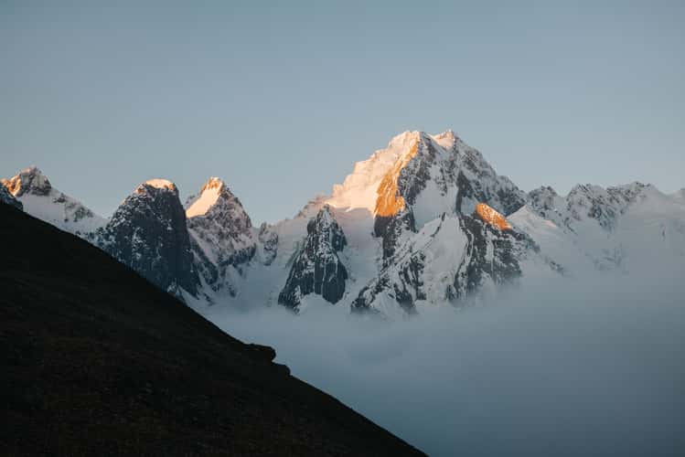Kyzyl-Asker peak, Rajon At-Baschy