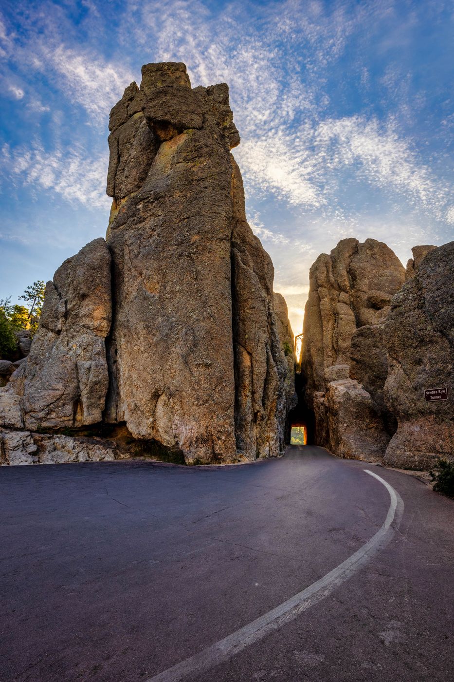 Needles Eye Tunnel, Custer State Park, South Dakota, USA