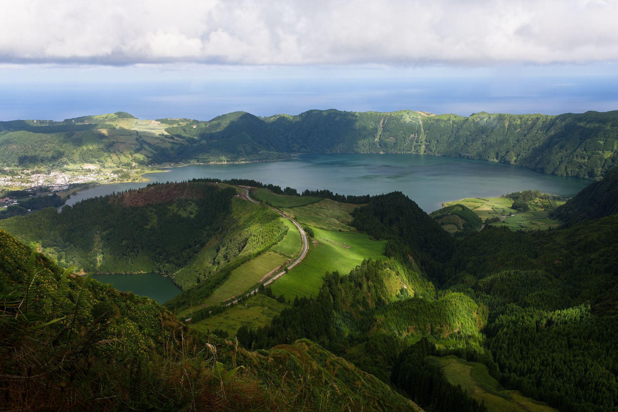 Path to Miradouro da Grota do Inferno, São Miguel, Azores, Portugal