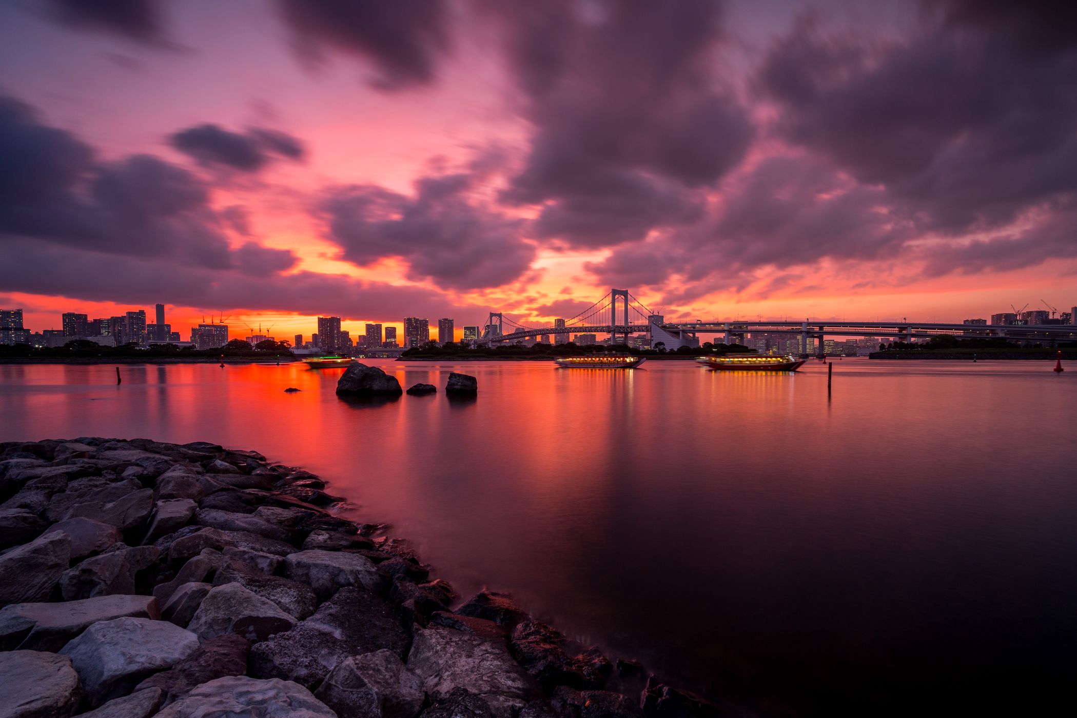Rainbow bridge Tokyo landscape style, Japan