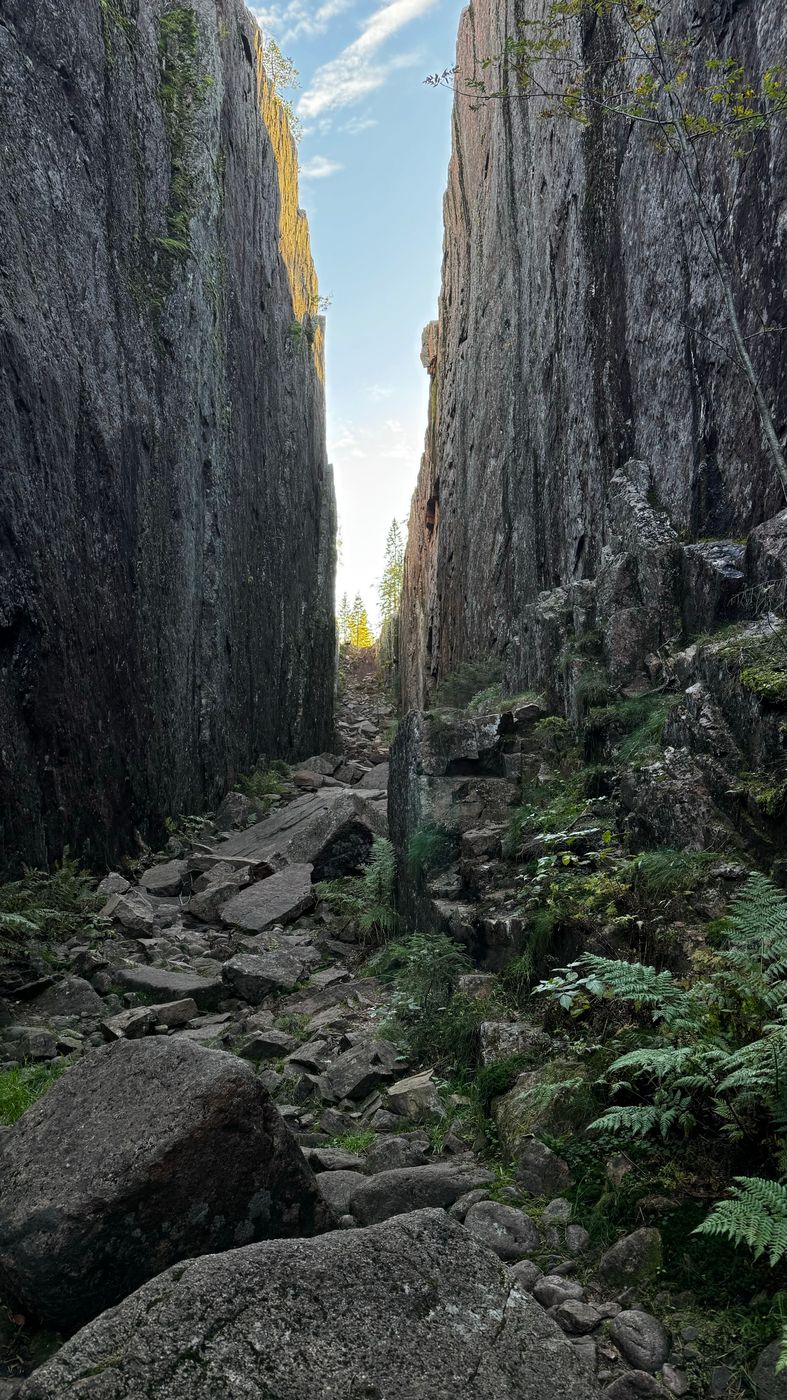 Slåttdalsskrevan (Höga Kusten), Skuleskogens Nationalpark, Sweden
