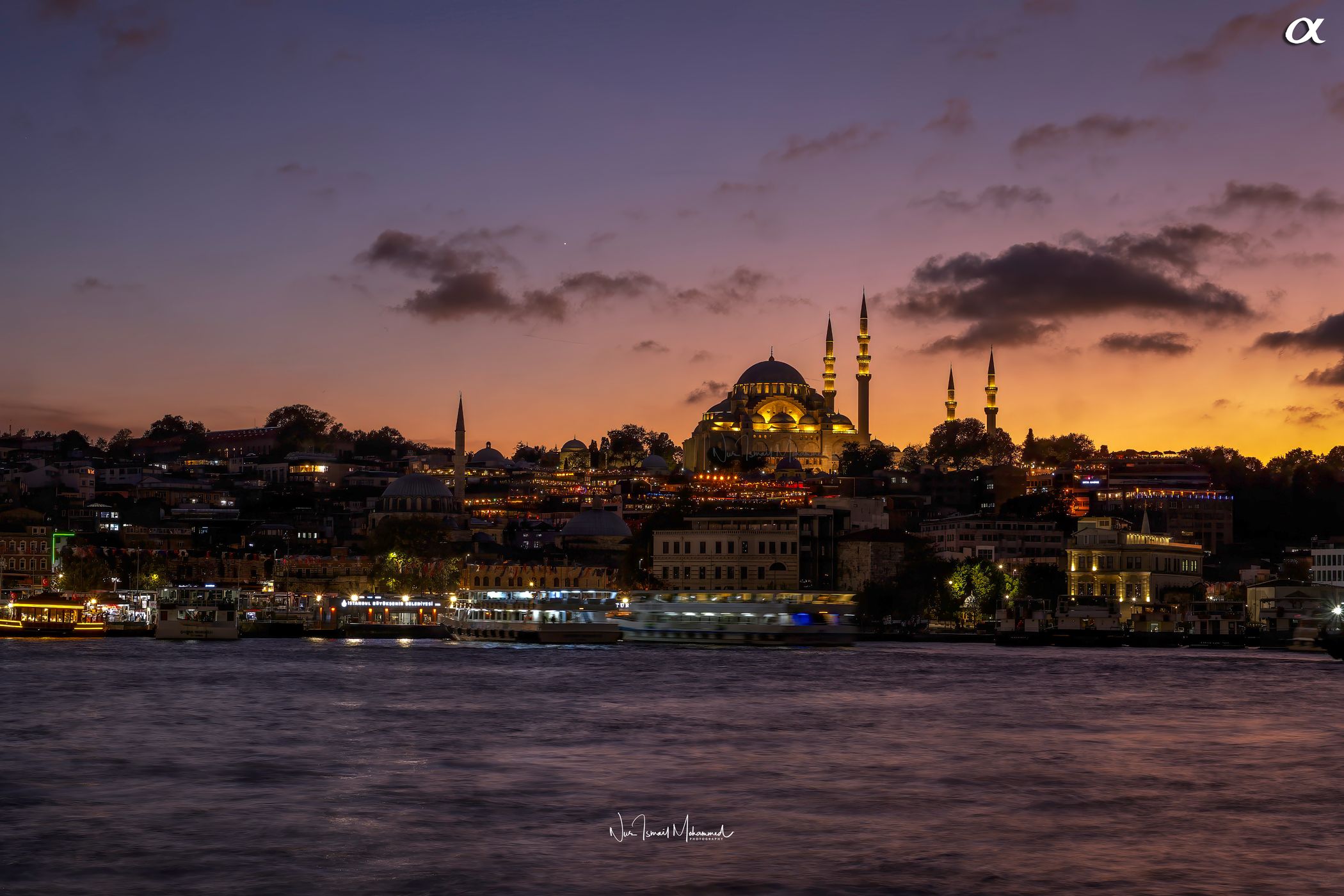 Sunset view of Sulaimaniye Camii, Istanbul, Turkiye, Turkey (Türkiye)