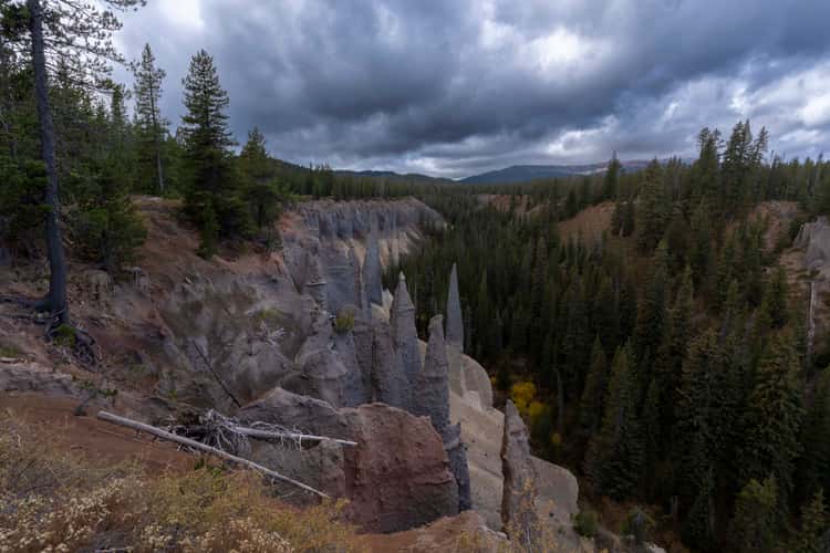 The pinnacles at Crater Lake
